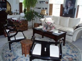 Sala de estar en el lobby