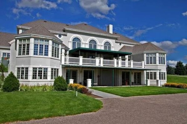 واجهة المنشأة