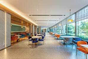 إفطار مجاني