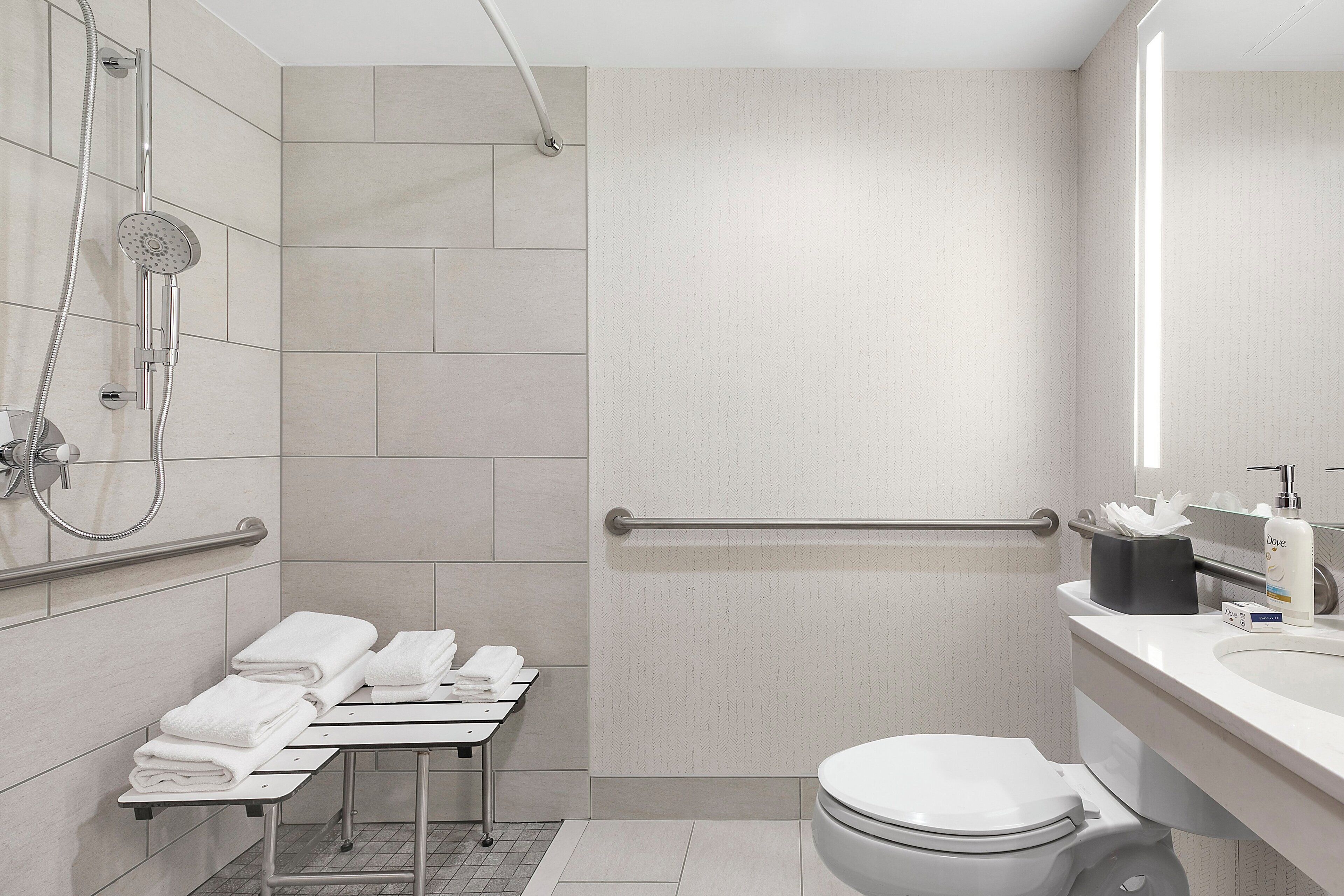 Photo - Holiday Inn Manhattan 6th Ave - Chelsea by IHG