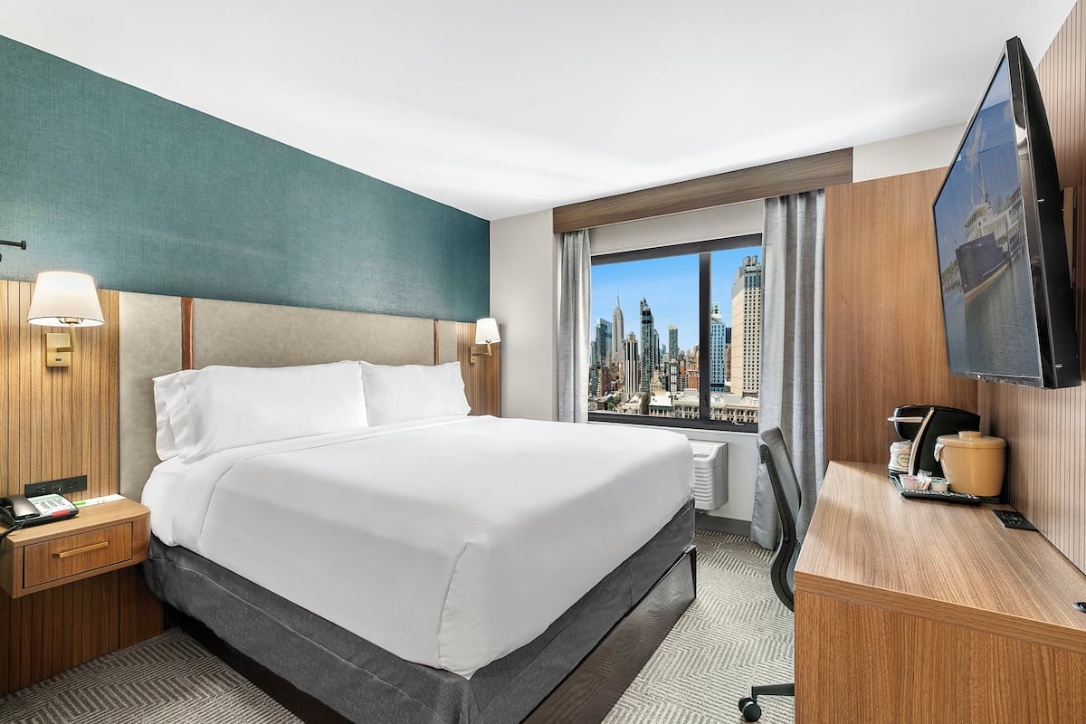 In-room safe, desk, laptop workspace, iron/ironing board