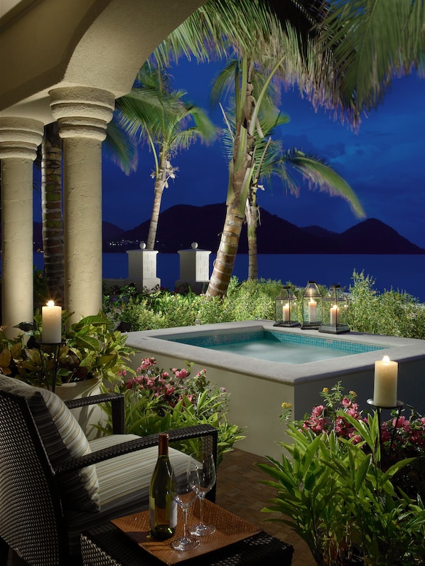 2 Bedroom Butler Beachfront Villa Suite with Plunge Pool | Outdoor spa tub - The Landings Resort & Spa (Gros Islet)