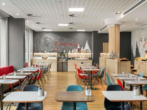 Daily buffet breakfast (EUR 10.50 per person)