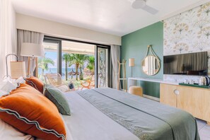 高级房, 海景 | 迷你吧、客房内保险箱、办公桌、遮光窗帘