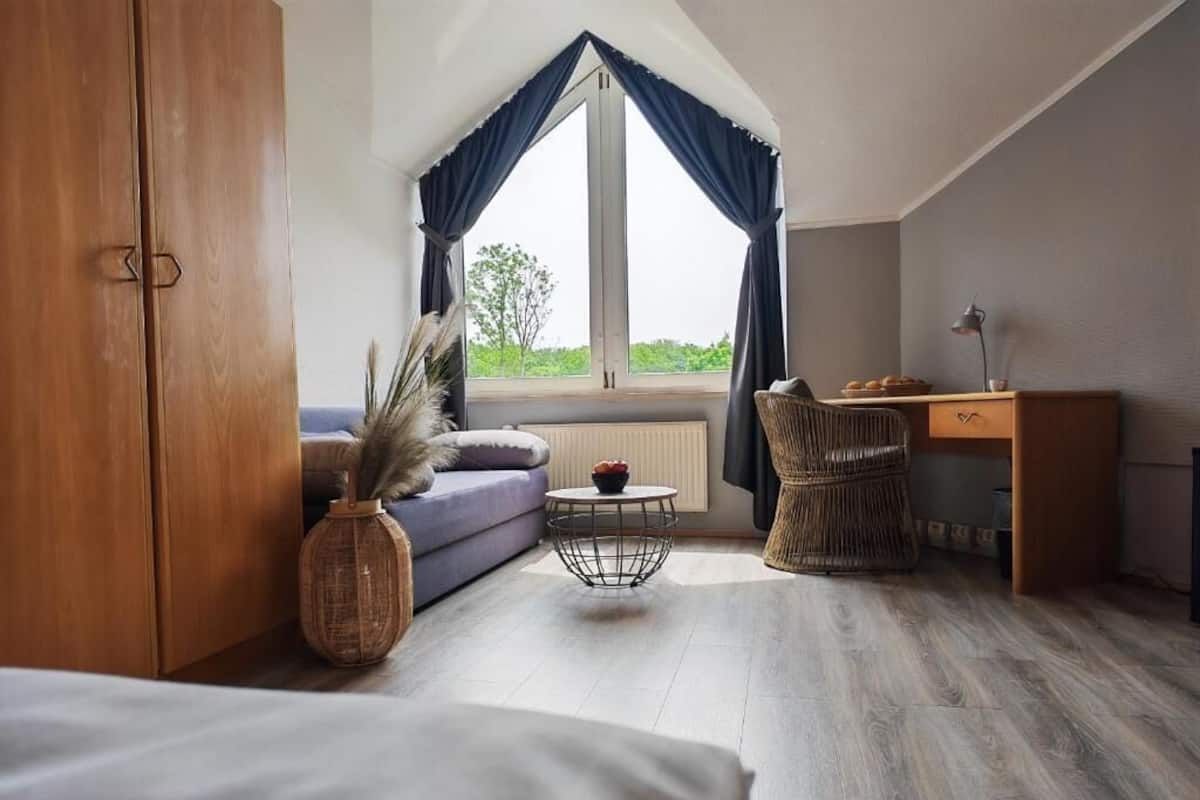 Comfort Double or Twin Room | Hypo-allergenic bedding, free WiFi, bed sheets