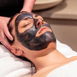 Couples treatment rooms, hot springs, body treatments, hydrotherapy