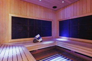 Couples treatment rooms, hot springs, body treatments, hydrotherapy