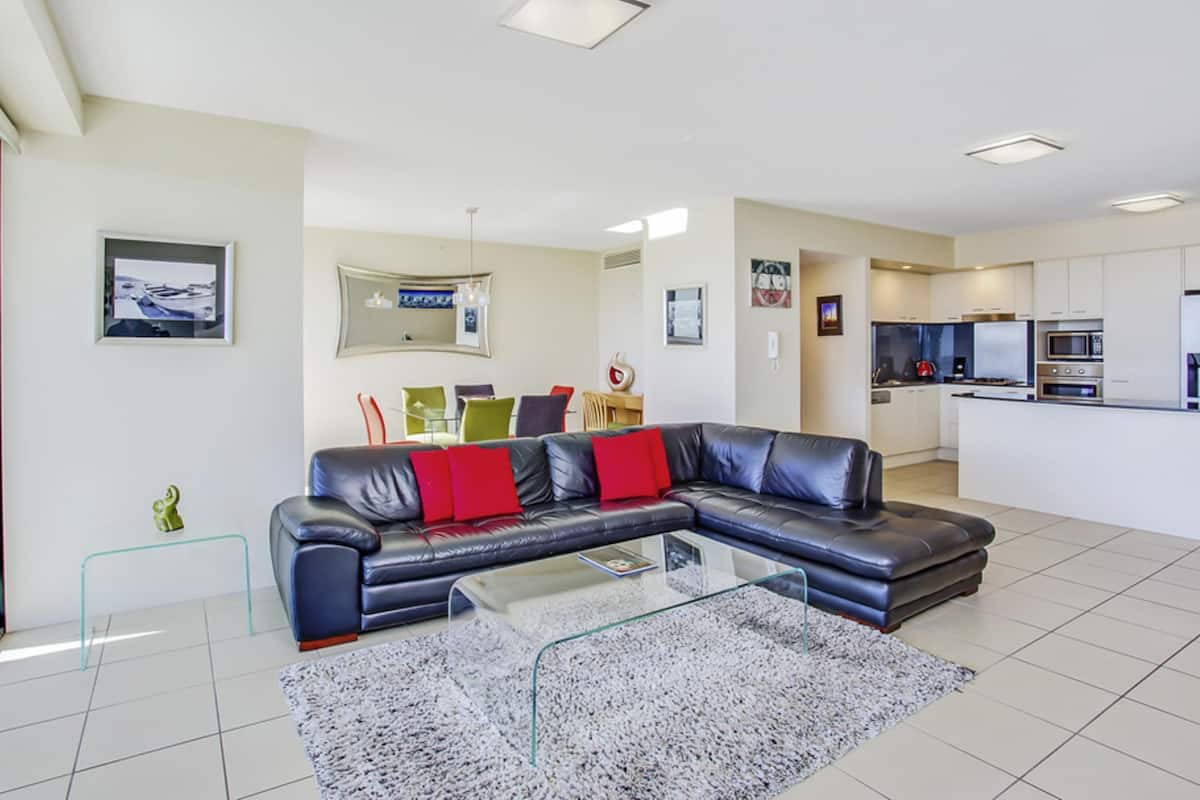 Kamer, 2 slaapkamers | Een kluis op de kamer, individueel gedecoreerd, individueel gemeubileerd