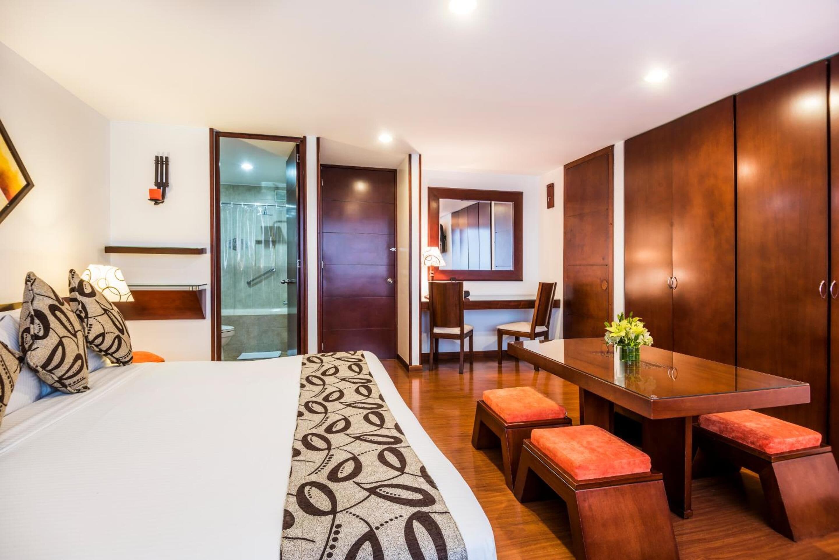 Photo - Hotel Platinum Suite