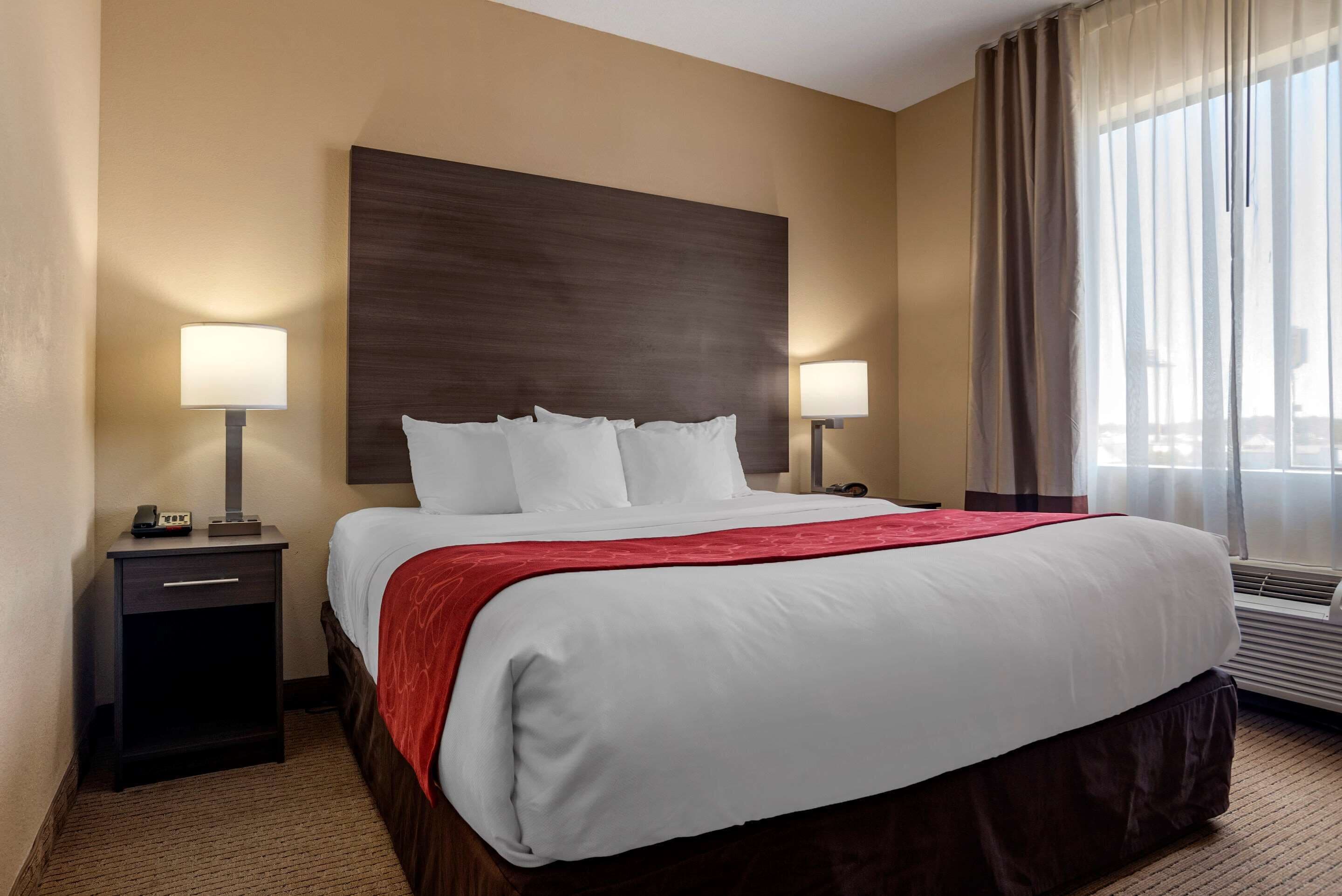 suite, 1 king bed, non smoking | desk, blackout curtains, iron/ironing board, free wifi