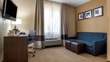 Desk, blackout curtains, iron/ironing board, free WiFi