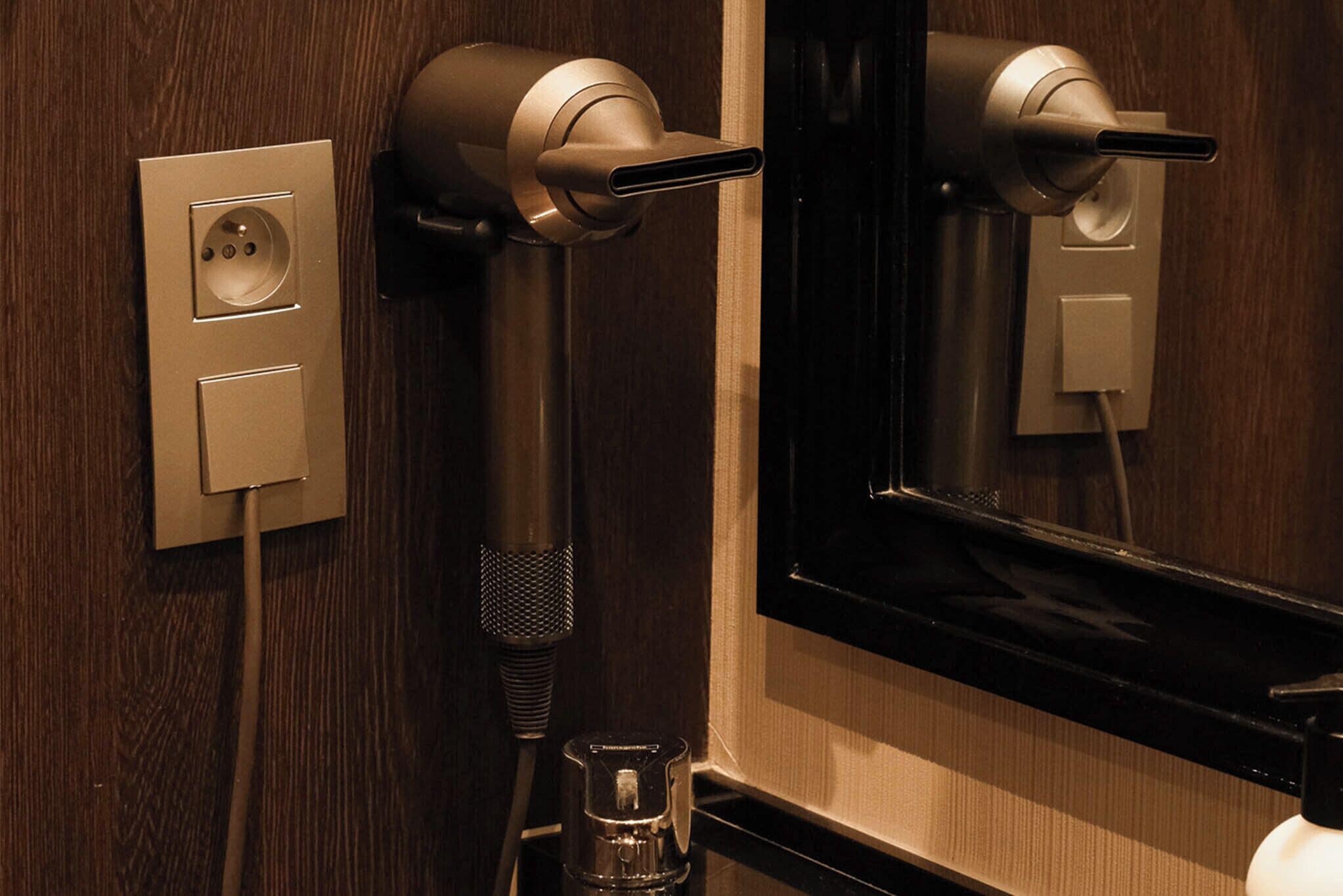 courtyard room | bathroom | designer toiletries, hair dryer, bathrobes, slippers