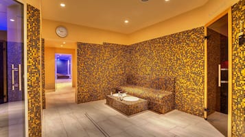 Couples treatment room(s), sauna, steam room, body treatments