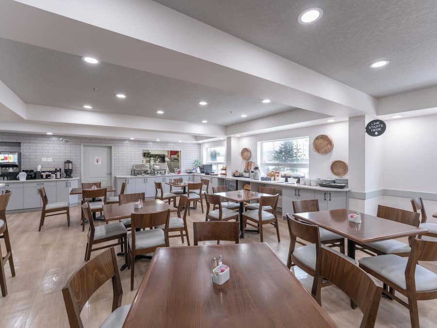 Free daily buffet breakfast
