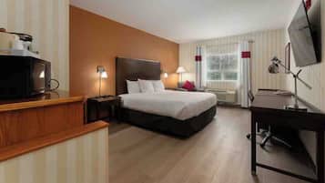 Standard Room, 1 King Bed, Accessible | Pillow-top beds, desk, laptop workspace, iron/ironing board