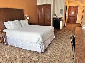 Standard Room, 1 Queen Bed, Accessible