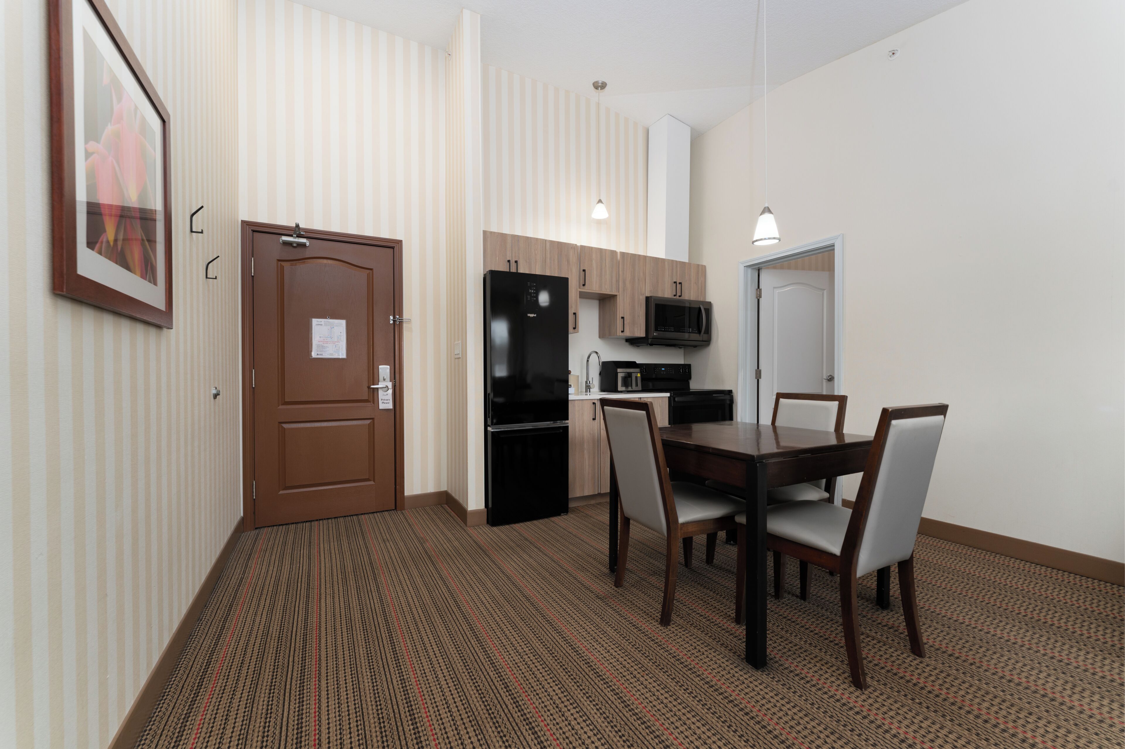 Suite Superior, Beberapa Tempat Tidur | Ruang makan