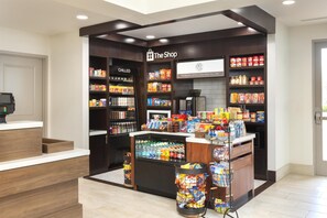 Snack bar - Hilton Garden Inn Bowling Green (Bowling Green)