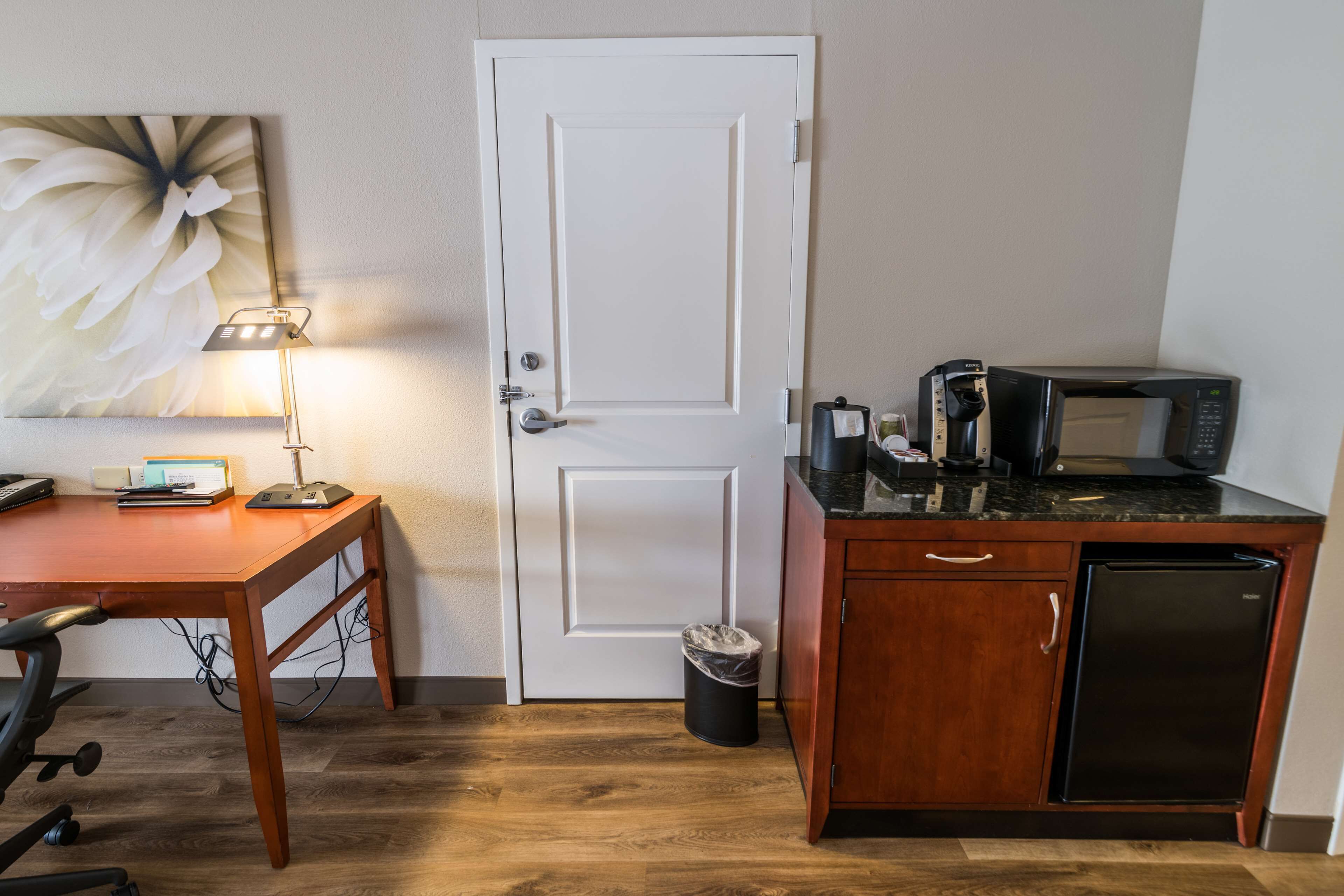 room, accessible | premium bedding, in-room safe, desk, iron/ironing board