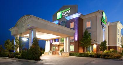 Holiday Inn Express & Suites Fort Worth - Fossil Creek, an IHG Hotel