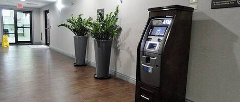 ATM/Perbankan di tapak hartanah