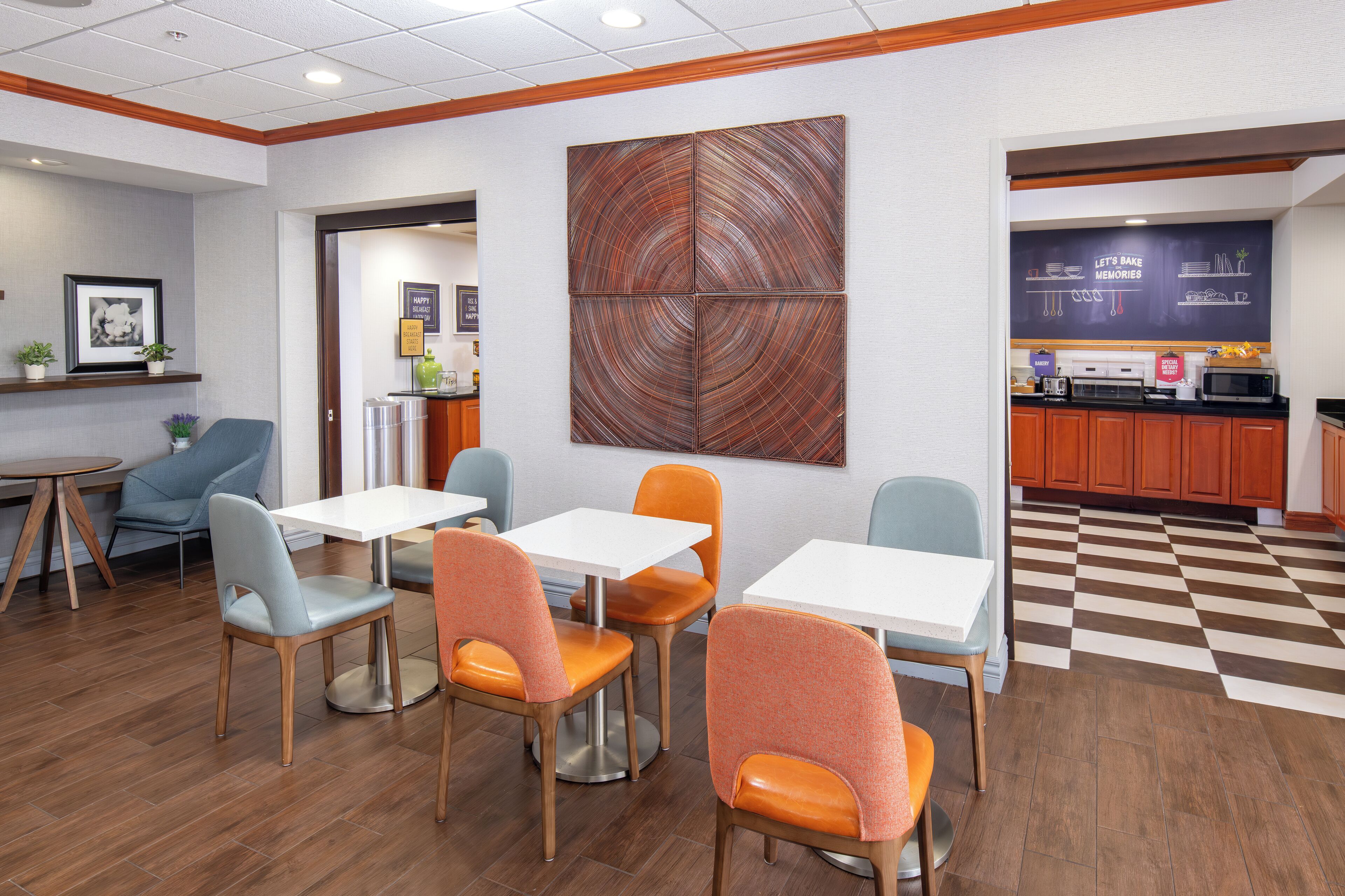 Free daily buffet breakfast