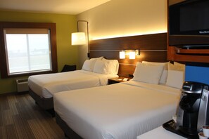 In-room safe, desk, laptop workspace, iron/ironing board - Holiday Inn Express & Suites Mansfield by IHG (Mansfield)