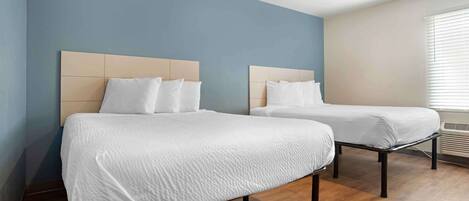 書桌、筆電工作空間、熨斗/熨衣板、免費無線上網