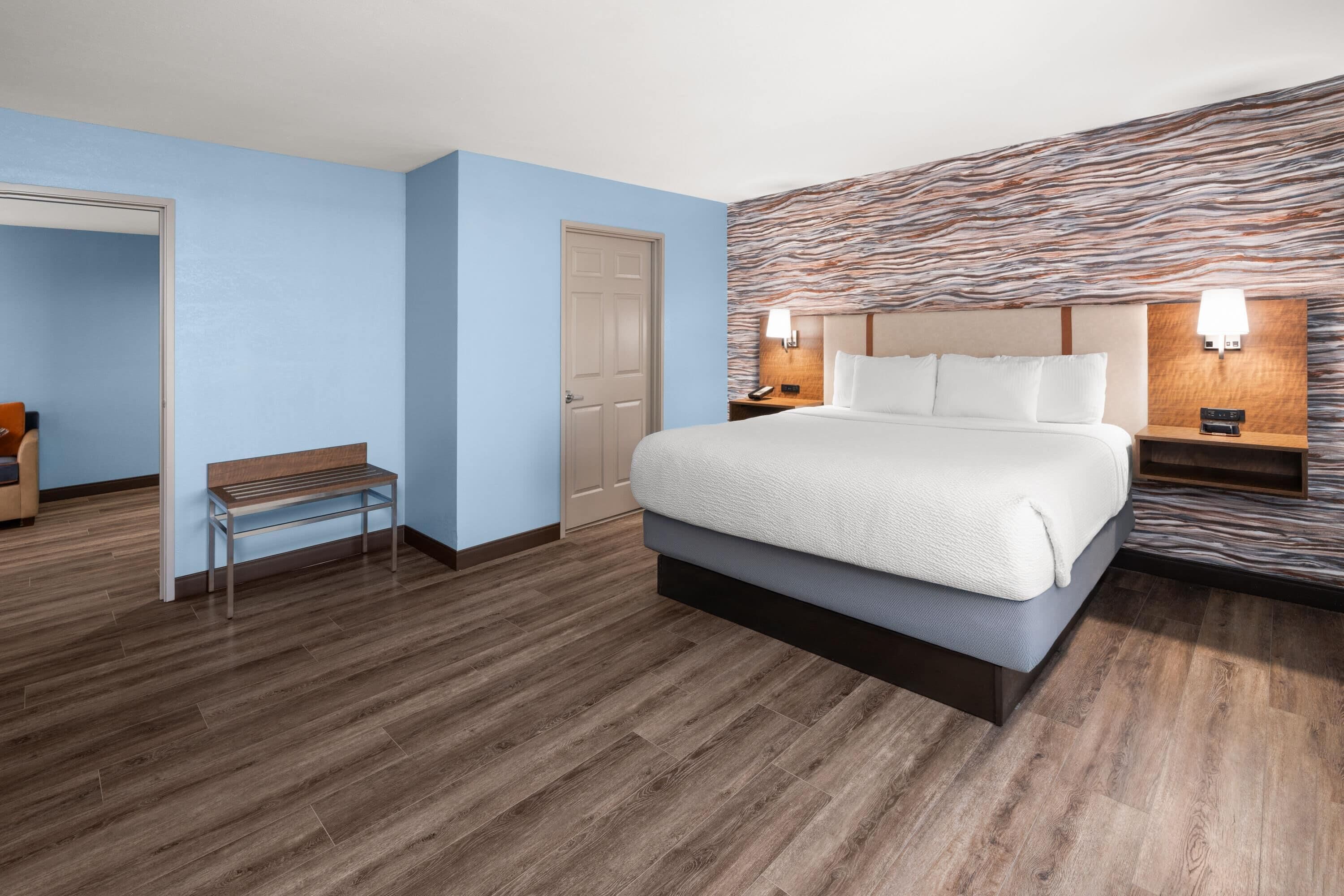 Premium bedding, pillowtop beds, desk, blackout drapes
