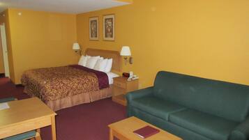 Habitación superior | Escritorio, insonorización, tabla de planchar con plancha y cunas