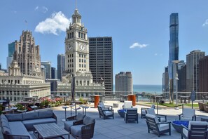 Rooftop terrace - Trump International Hotel & Tower Chicago (Chicago)