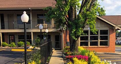 Charles Wesley Motor Lodge