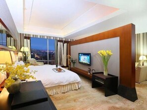 Internet, alarm clocks - Regency Hotel (Shantou)