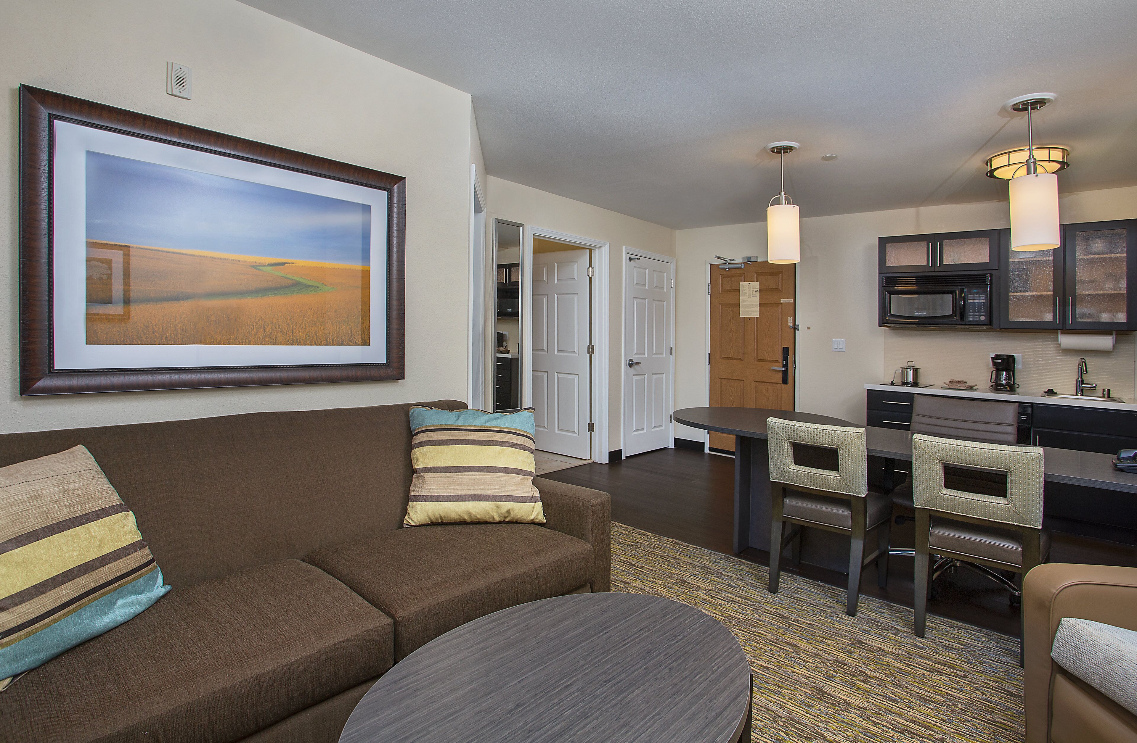 suite, 1 bedroom | room amenity