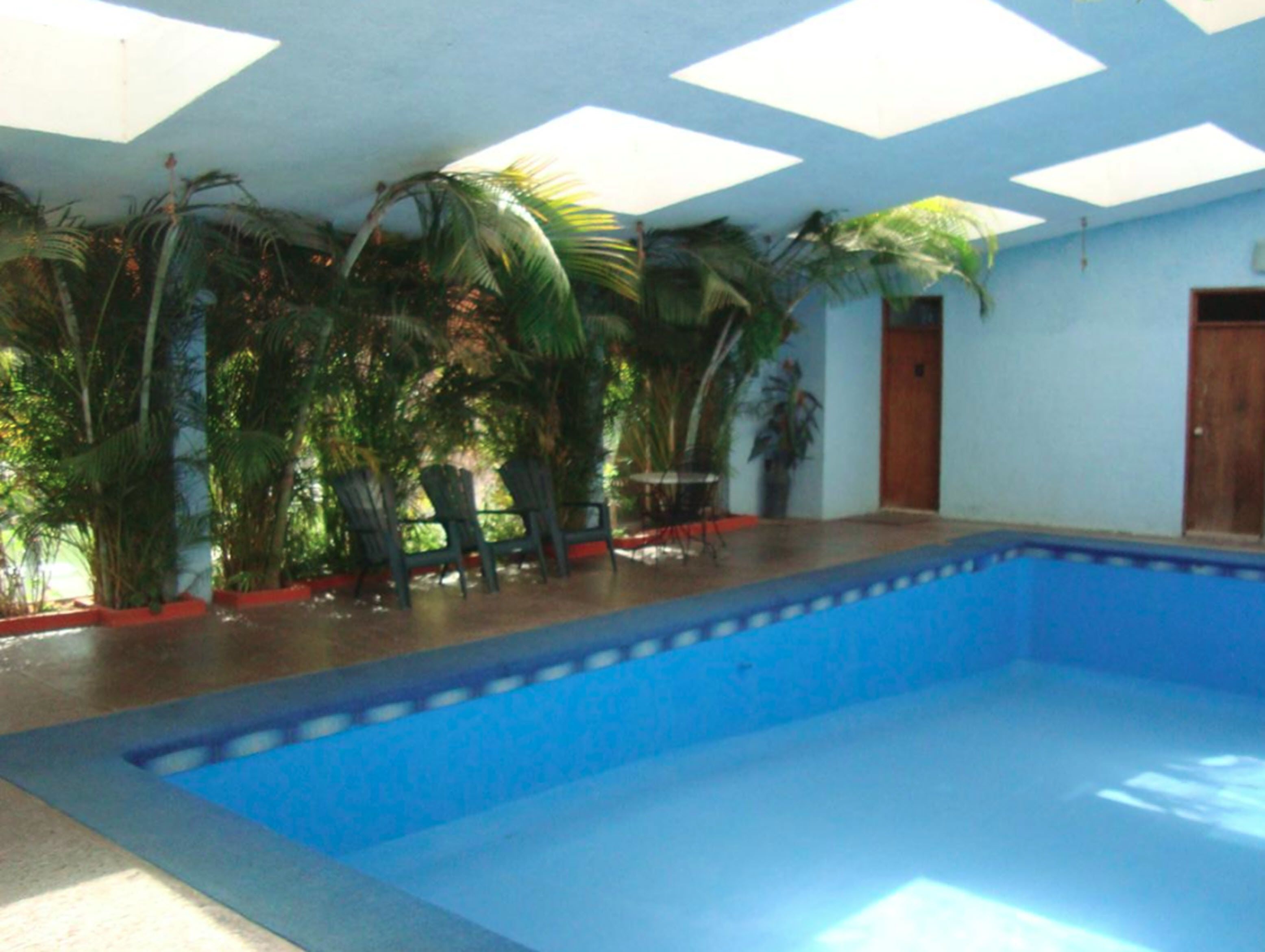 Indoor pool, outdoor pool