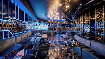 Bar lounge