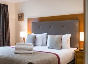 1 Bedroom Apartment Plus | Strykejern/-brett, wi-fi (inkludert) og sengetøy