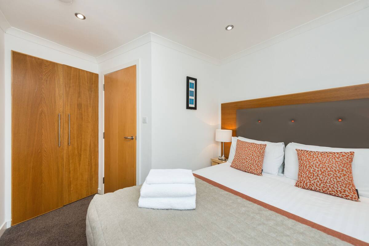 1 Bedroom Apartment | 熨斗/熨衫板、免費 Wi-Fi、床單
