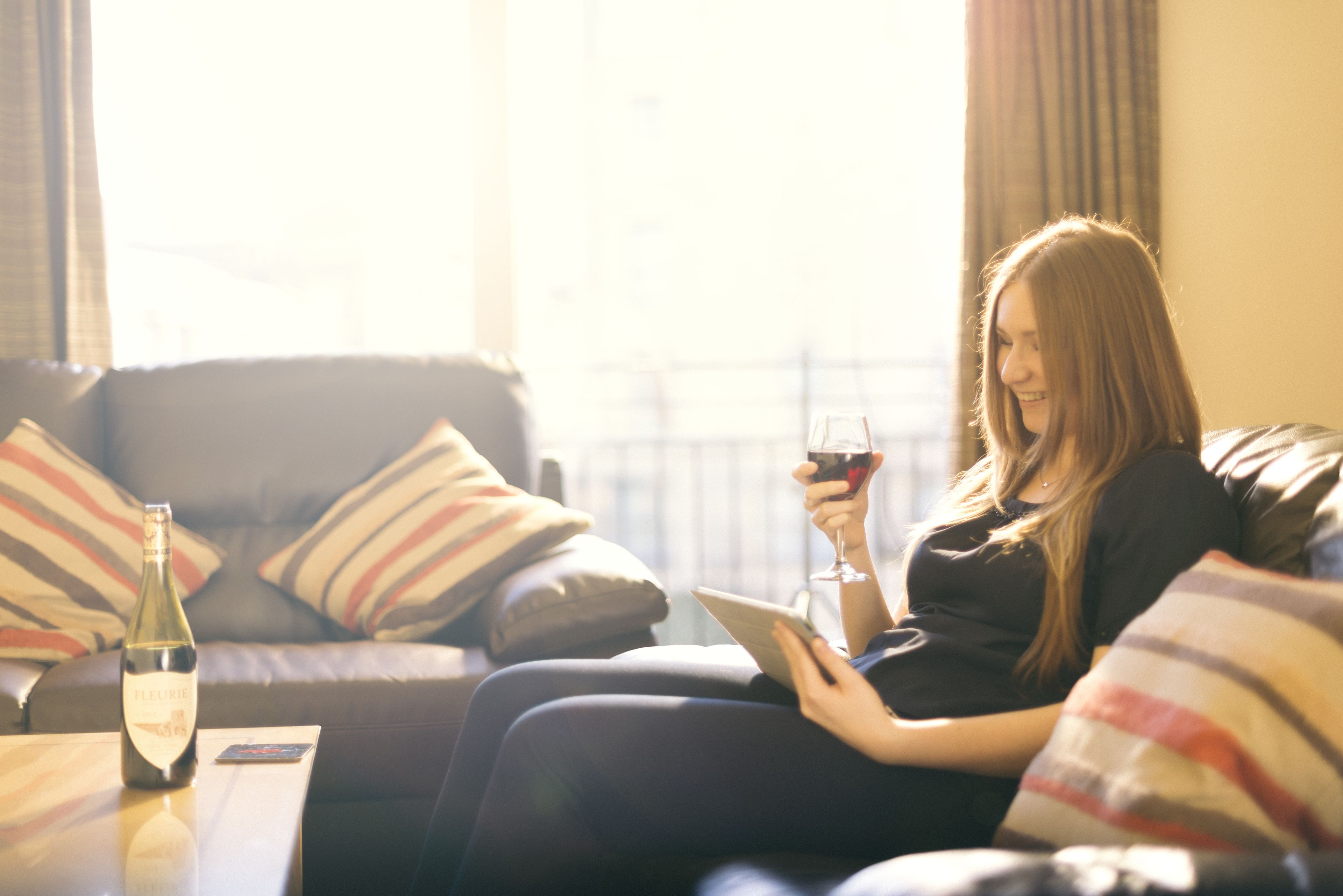 Leilighet, 2 soverom | Oppholdsområde | Flatskjerm-TV, DVD-spiller og iPod-dokkingstasjon