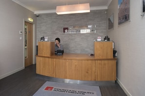 Check-in/check-out kiosk