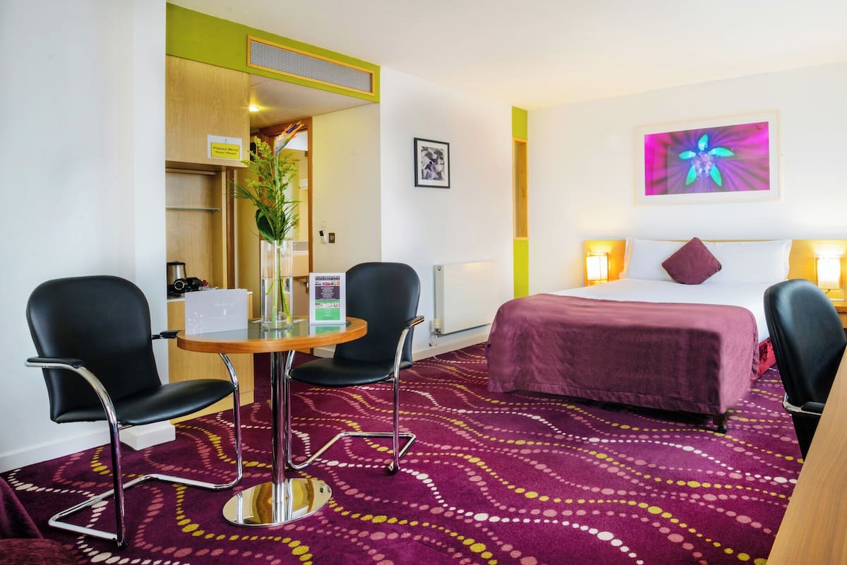 In-room safe, desk, blackout drapes, soundproofing
