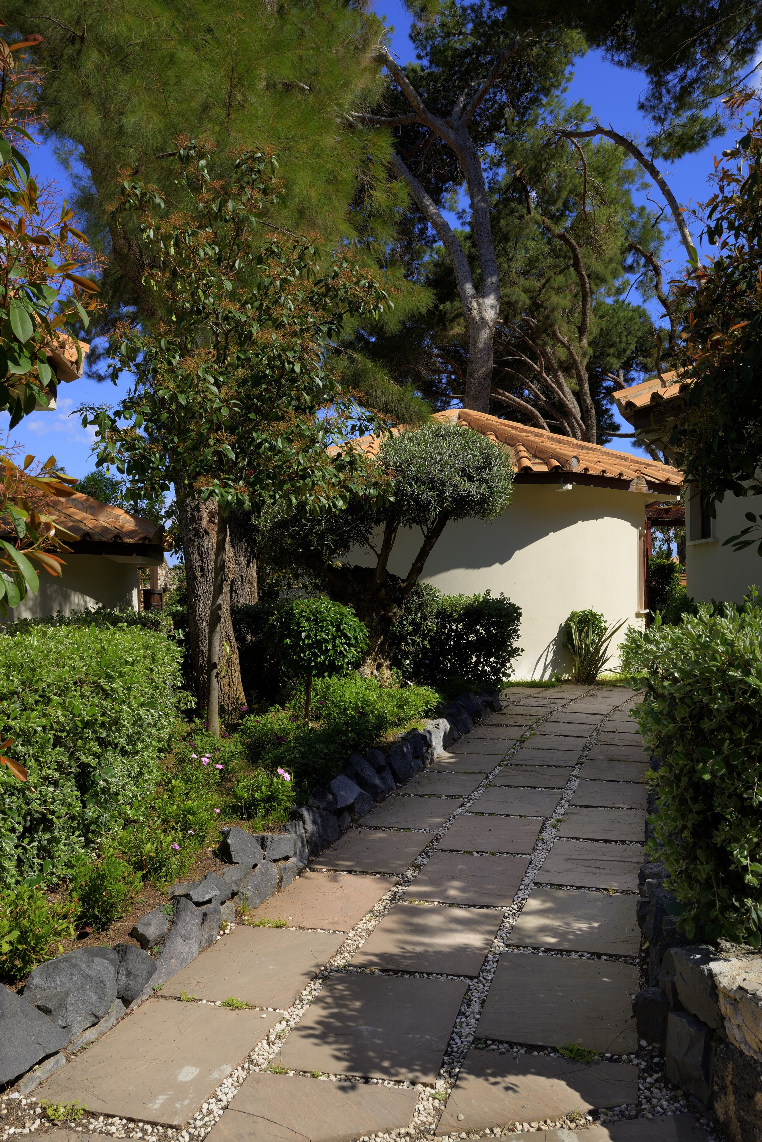 1 bedroom, down duvets, minibar, in-room safe