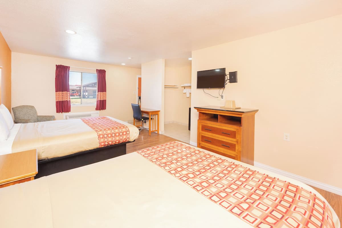 Premium bedding, iron/ironing board, free WiFi, bed sheets