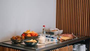 Daily buffet breakfast (EUR 13.90 per person)