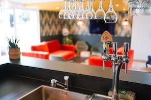 Bar (in der Unterkunft)