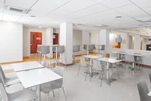 Free daily continental breakfast  - City Express by Marriott Celaya Parque (Celaya)