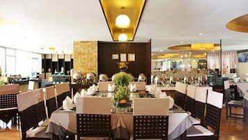 Esmorzar diari d'estil bufet (300 THB per persona)