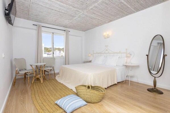 Rideaux occultants, lits bébé (en supplément), Wi-Fi gratuit