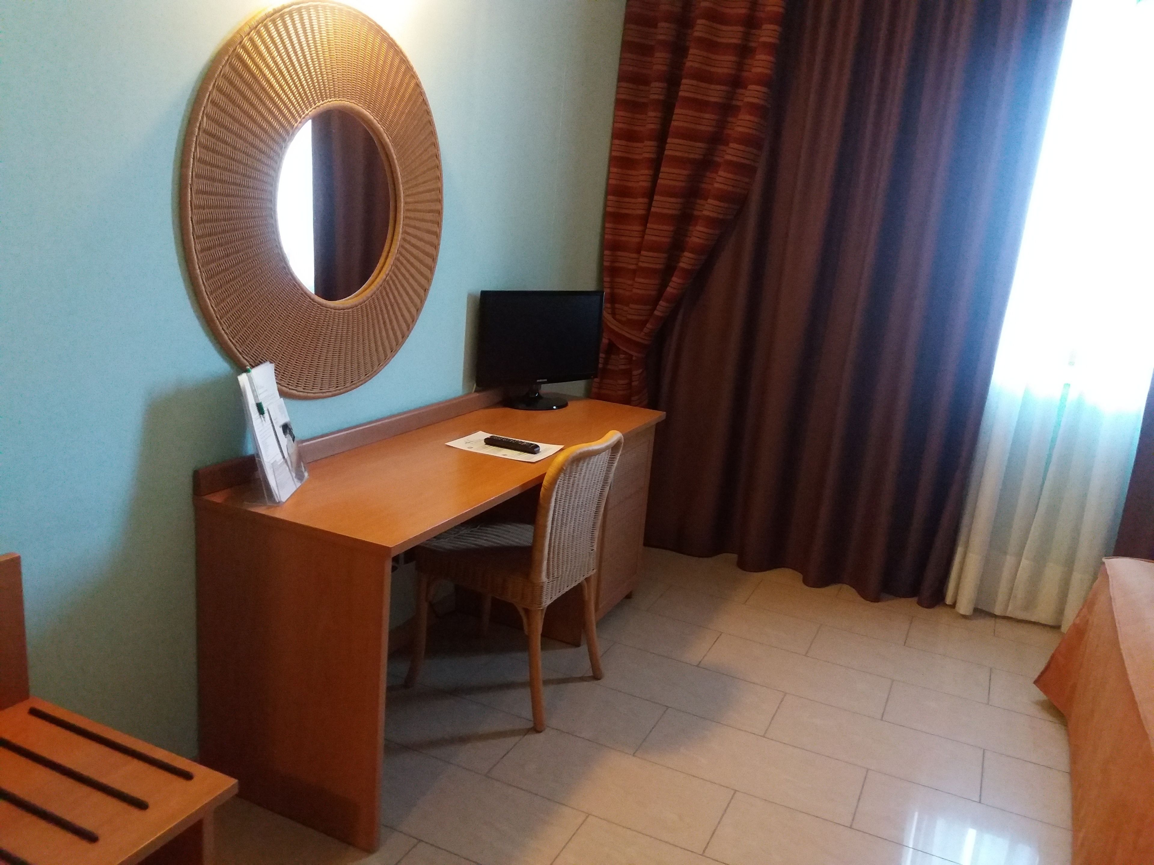 down duvets, minibar, in-room safe, desk