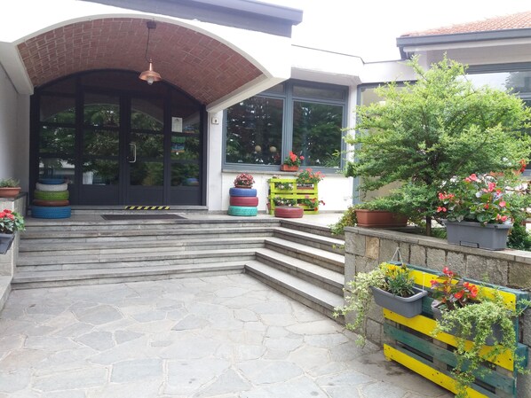 Entrée de l’hébergement